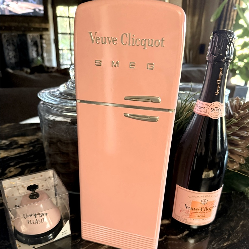 Official limited edition collab SMEG x VEUVE pink fridge ice box cooler fridge